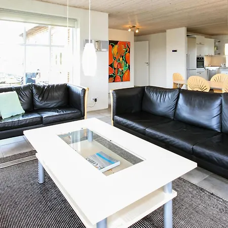 Holiday home Beautiful In Ringkobing With Kitchen